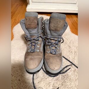 Timberland Waterproof Hiking Boots Size 9 Women